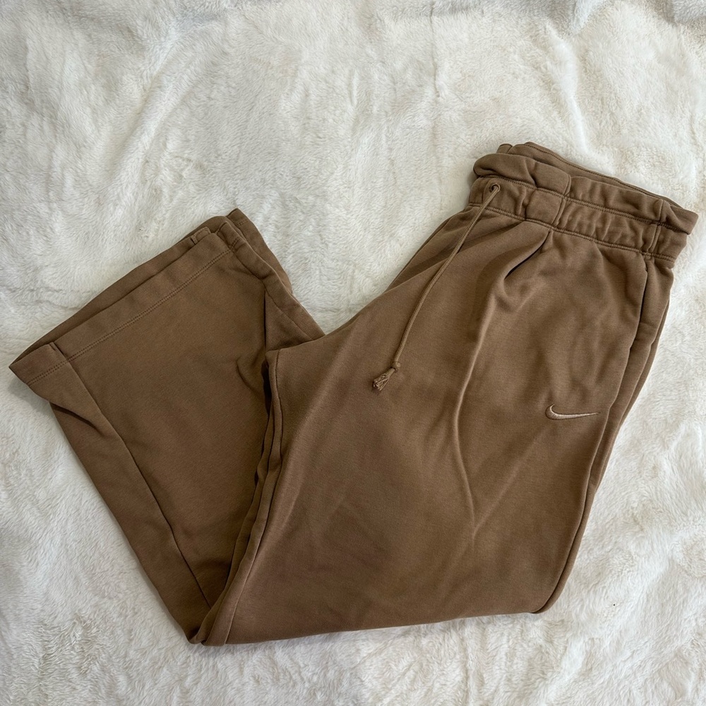 Nike Tan Joggers Relaxed Fit Cotton Blend